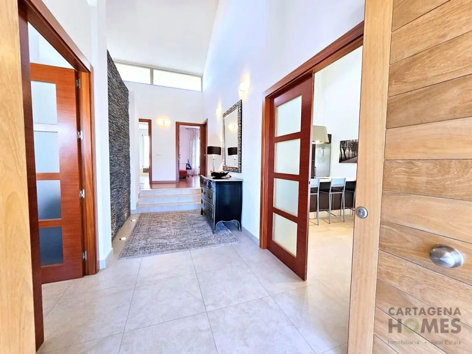 Chaletazo En Planta Baja en Loma de Canteras — foto 7