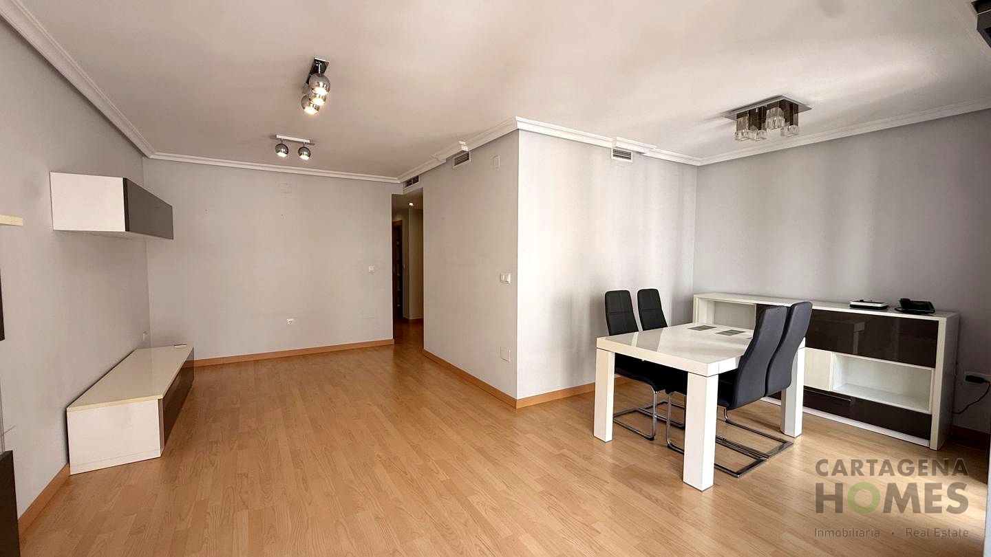 Piso Con Garaje En Calle Duque en Casco Historico — foto 10