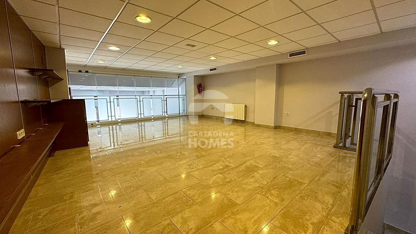 Excelente Local En 2 Plantas En Pleno Centro! en Casco Historico — foto 9
