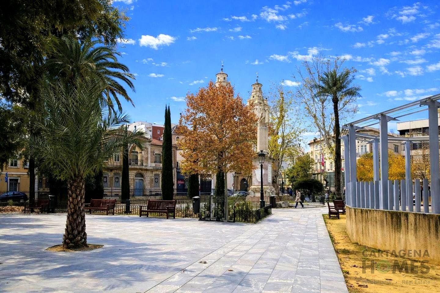 C/ Proclamación, frente al Jardín de Floridablanca en Región de Murcia — en venta