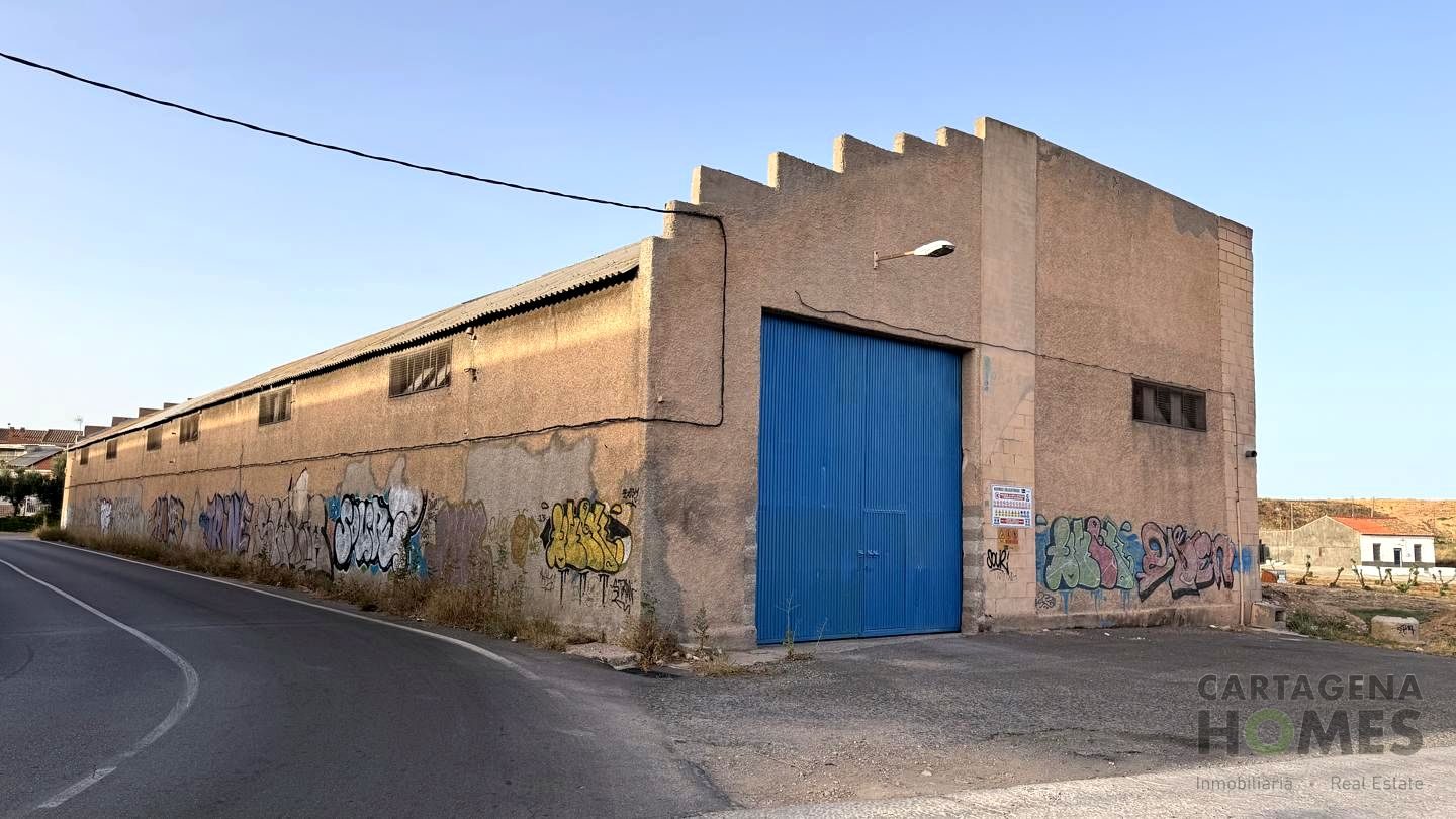 Más de 1.500 m² diáfanos a un paso de Cabezo Beaza en Torreciega — foto 2